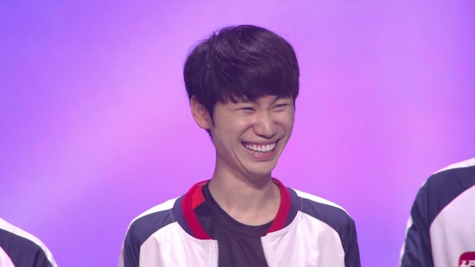 爱游戏平台官网入口官网-Doinb在勇士比赛中反败为胜，锐不可当引发热议！